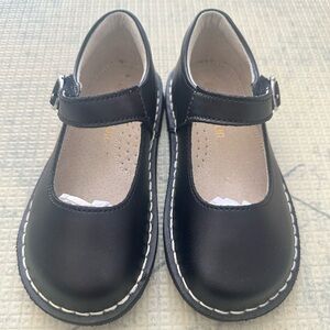 L’amour toddler shoes size 9 black